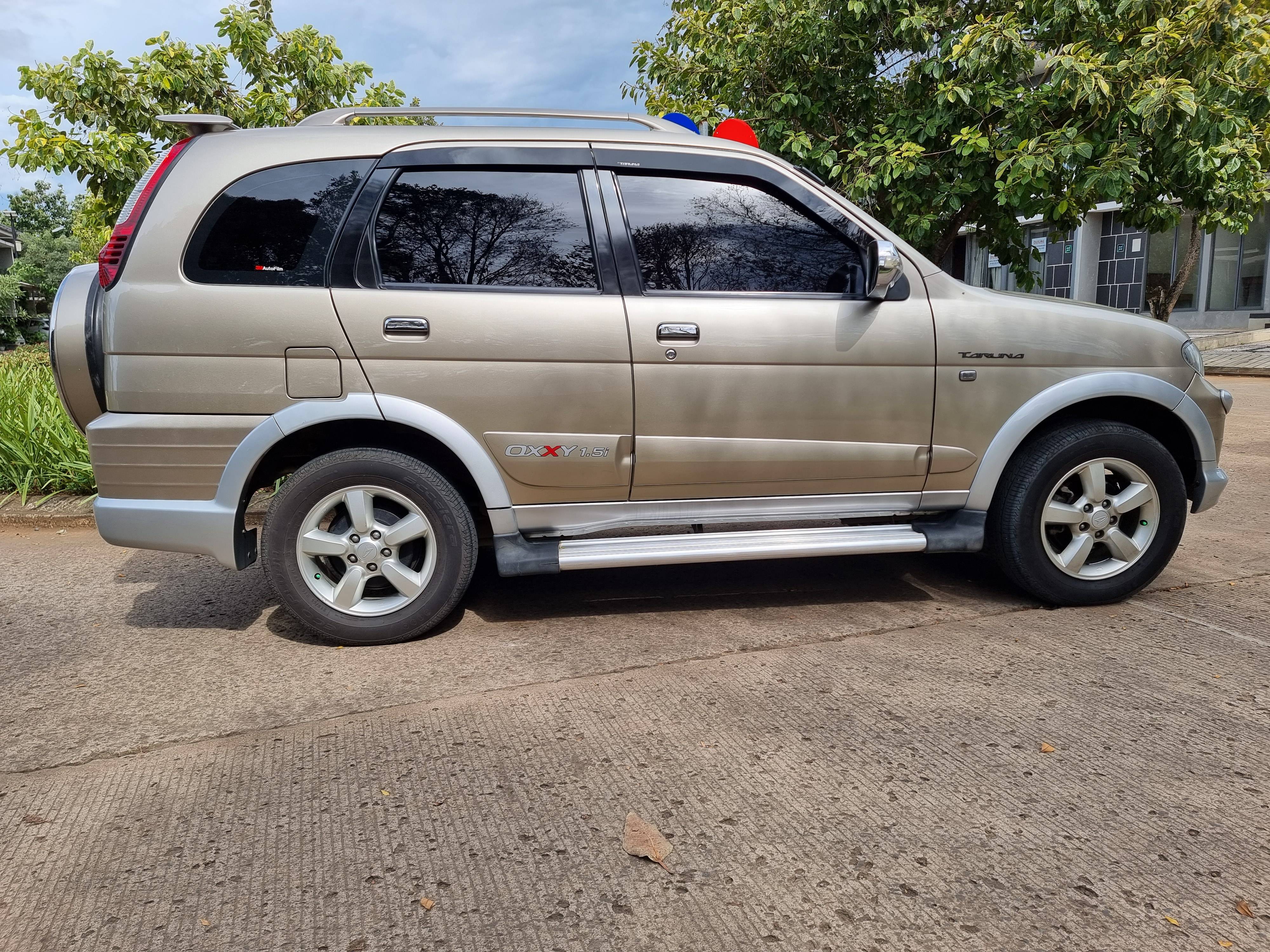 2005 Daihatsu Taruna CX OXXY 1.5L MT 2005 Daihatsu Taruna CX OXXY 1.5L MT