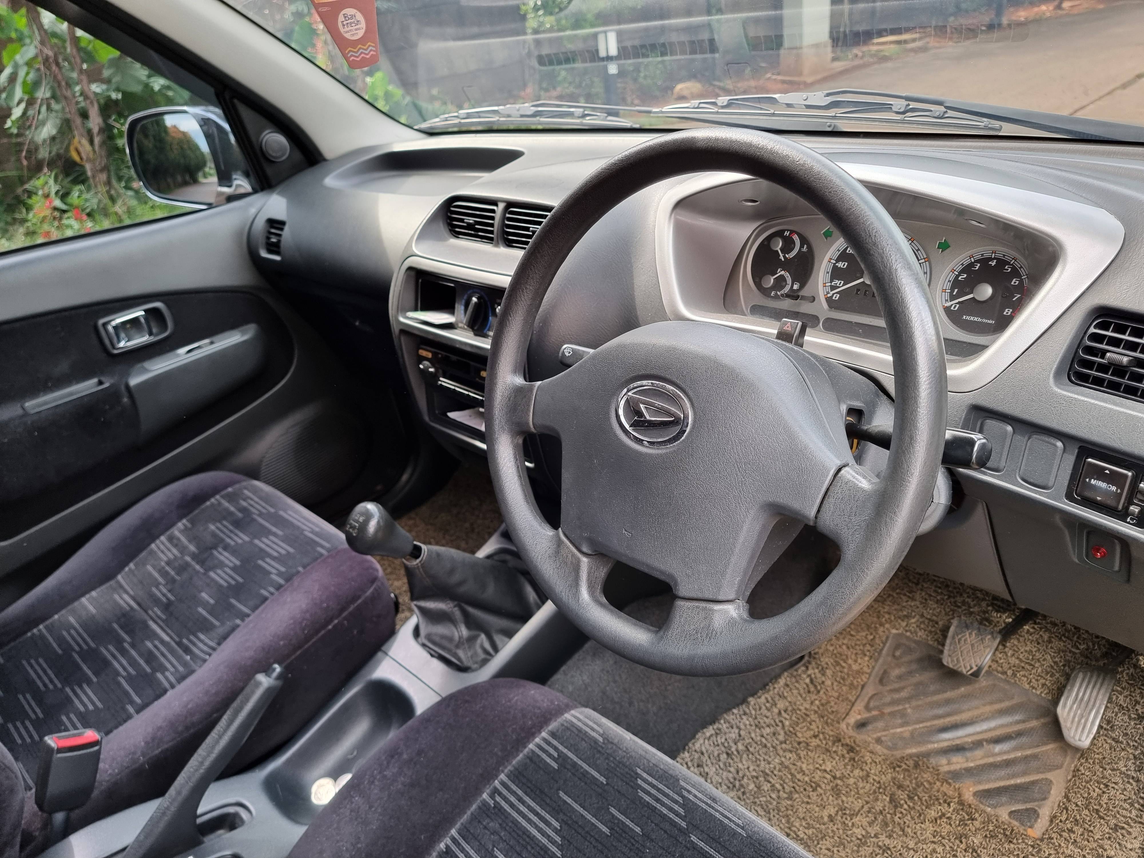 2005 Daihatsu Taruna CX OXXY 1.5L MT 2005 Daihatsu Taruna CX OXXY 1.5L MT