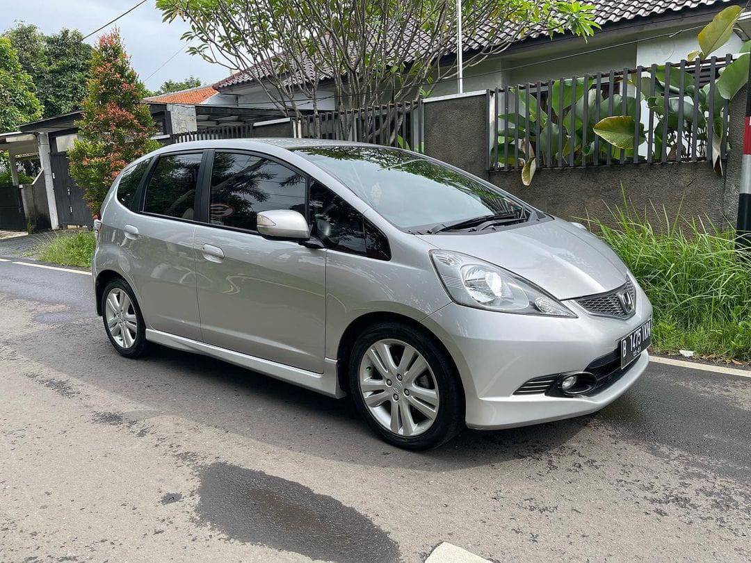 2010 Honda Jazz  1.5L RS MT 2010 Honda Jazz  1.5L RS MT