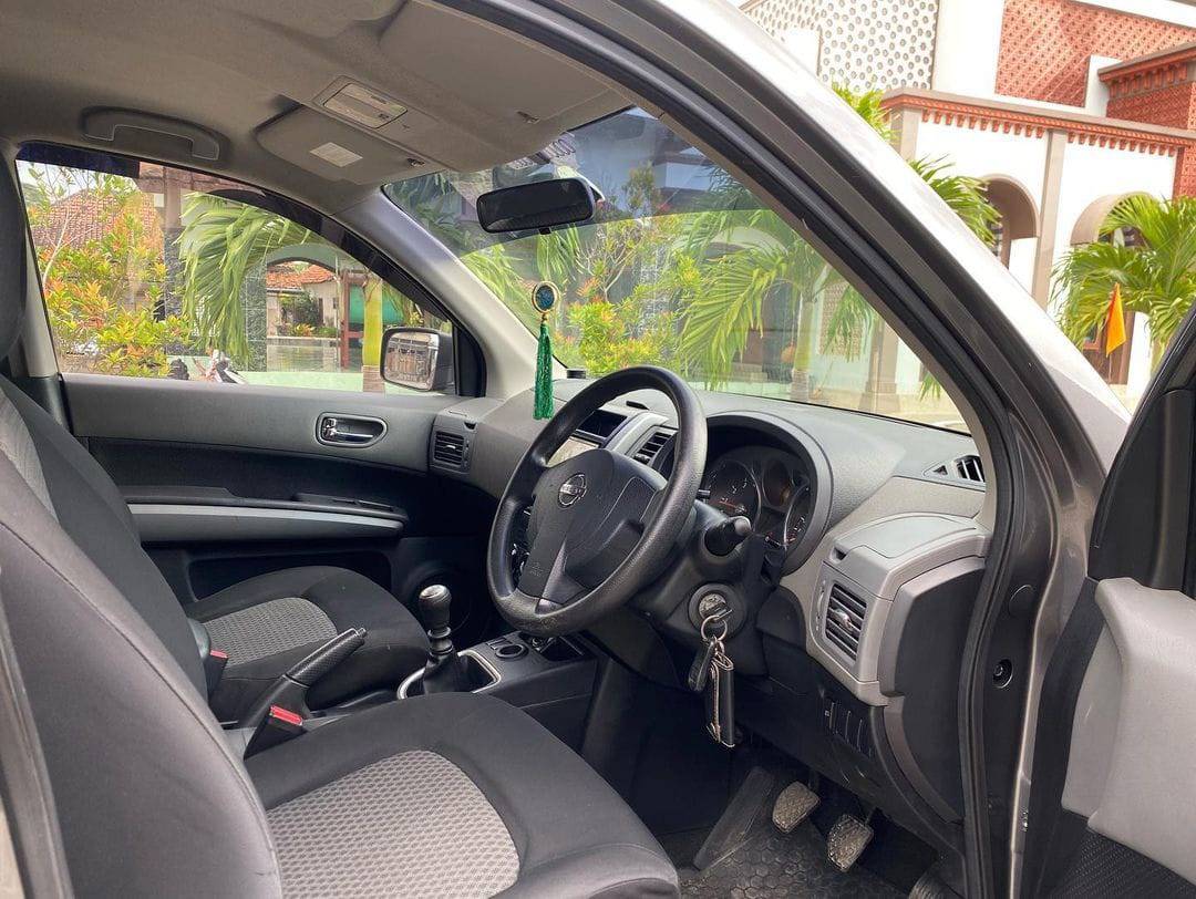 2015 Nissan X Trail ST 2.5L MT 2015 Nissan X Trail ST 2.5L MT