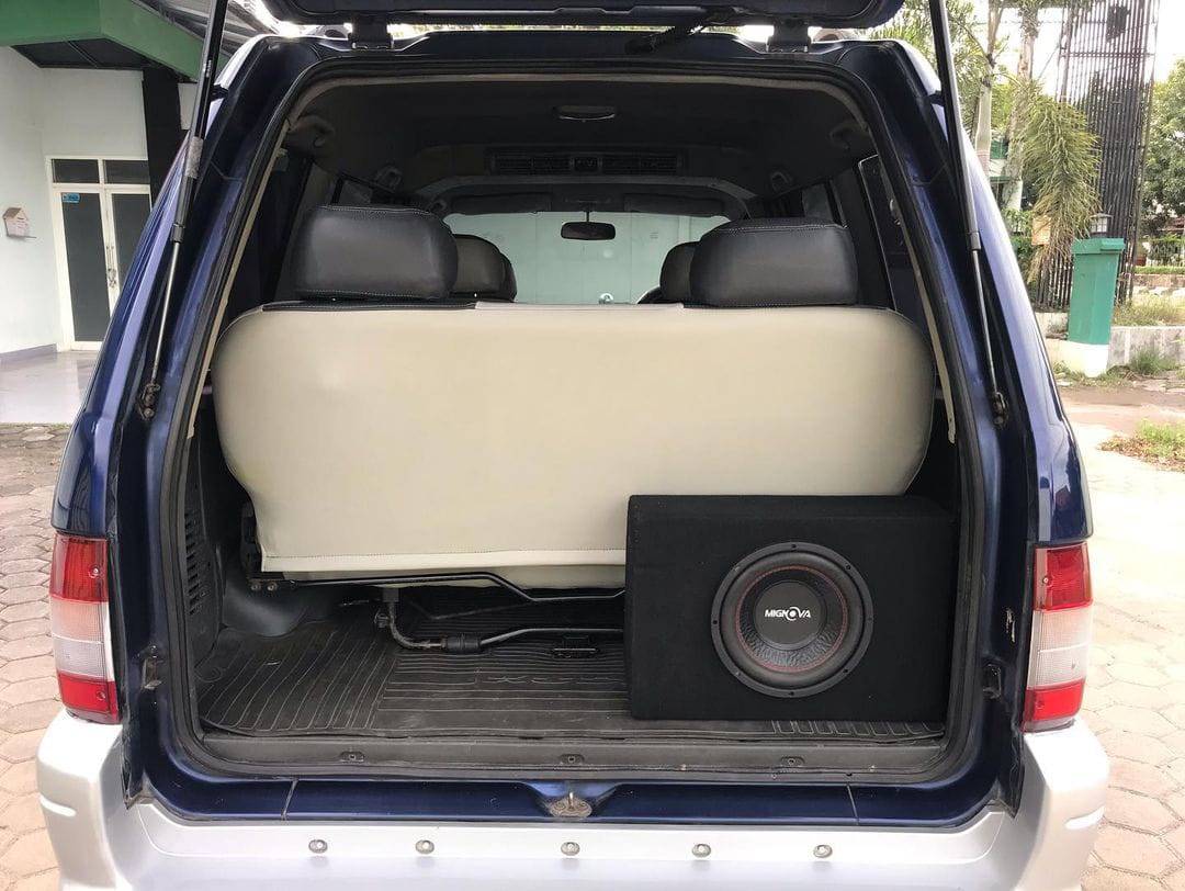 2002 Mitsubishi Kuda 2002 Mitsubishi Kuda