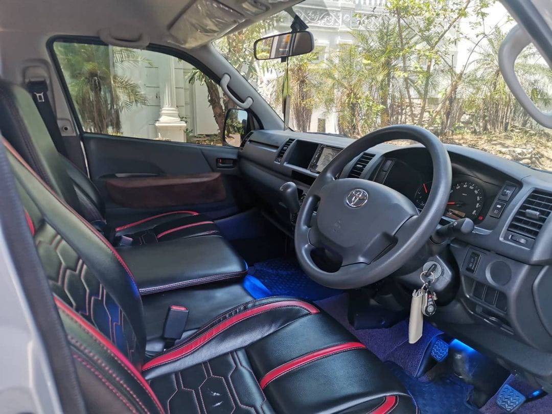 2018 Toyota Hiace COMMUTER DSL 2.5 2018 Toyota Hiace COMMUTER DSL 2.5