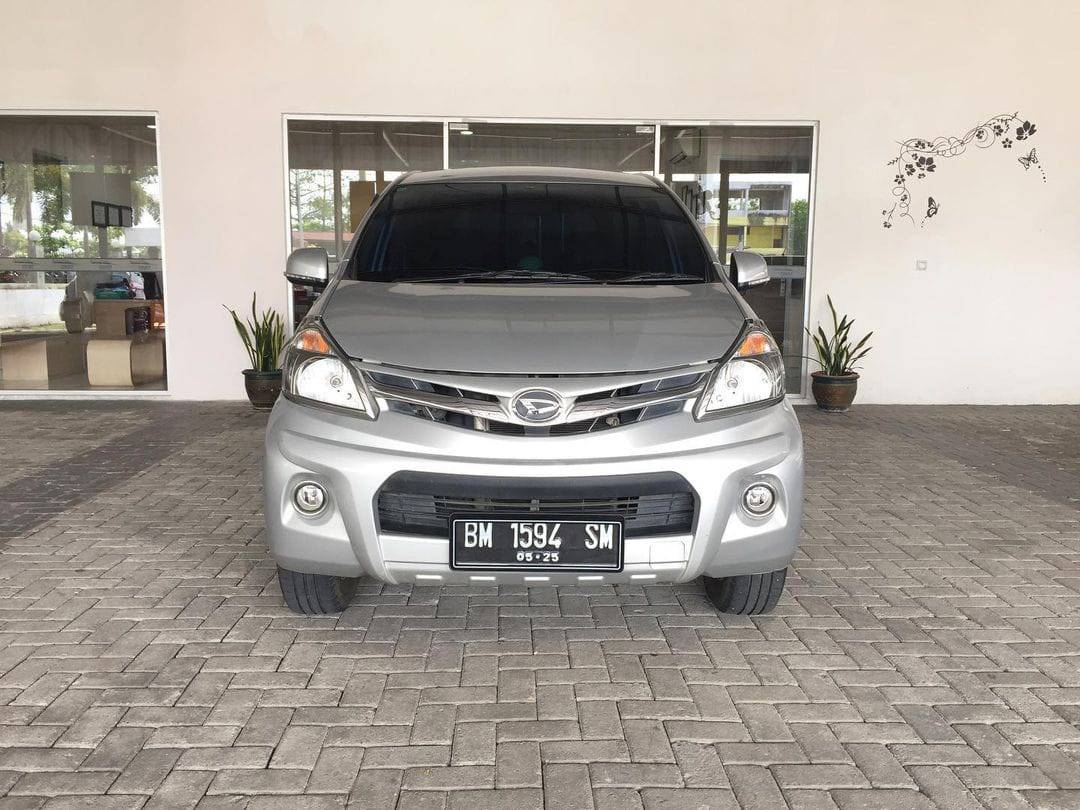 2015 Daihatsu Xenia 1.5 R MT 2015 Daihatsu Xenia 1.5 R MT