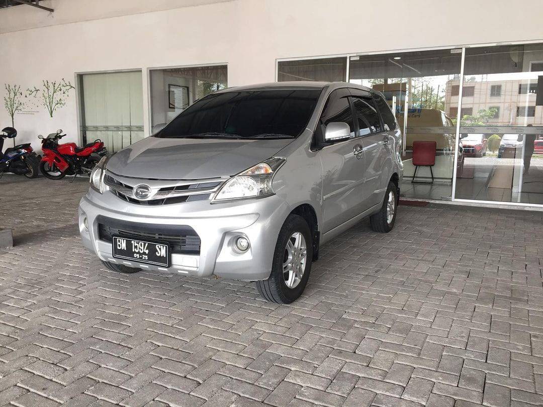 2015 Daihatsu Xenia 1.5 R MT 2015 Daihatsu Xenia 1.5 R MT