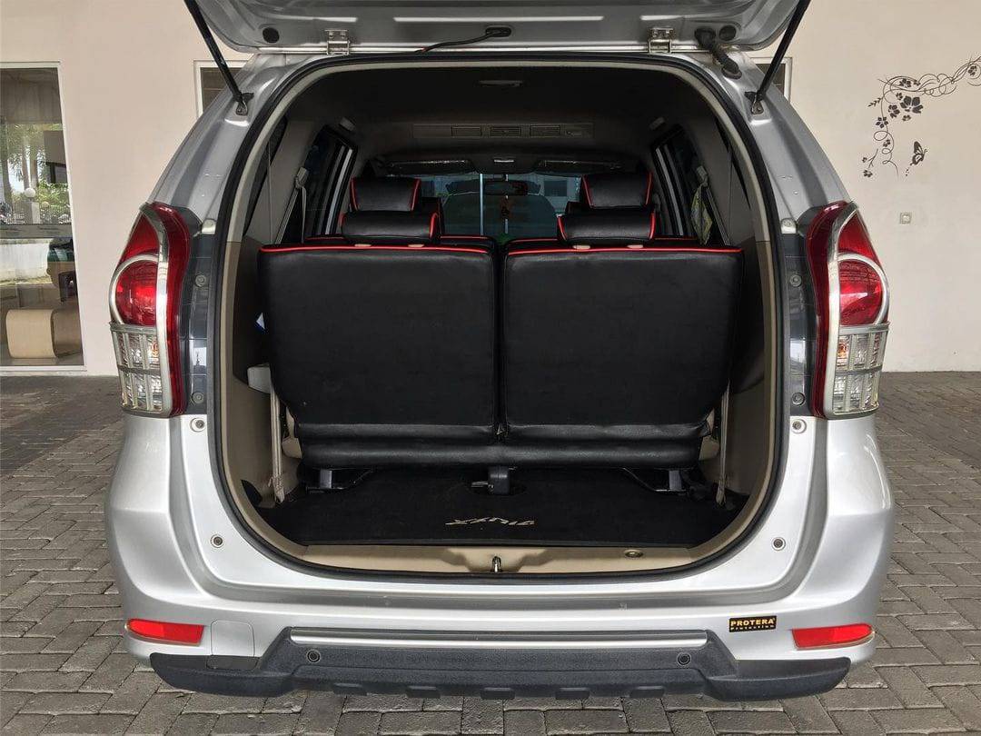 2015 Daihatsu Xenia 1.5 R MT 2015 Daihatsu Xenia 1.5 R MT