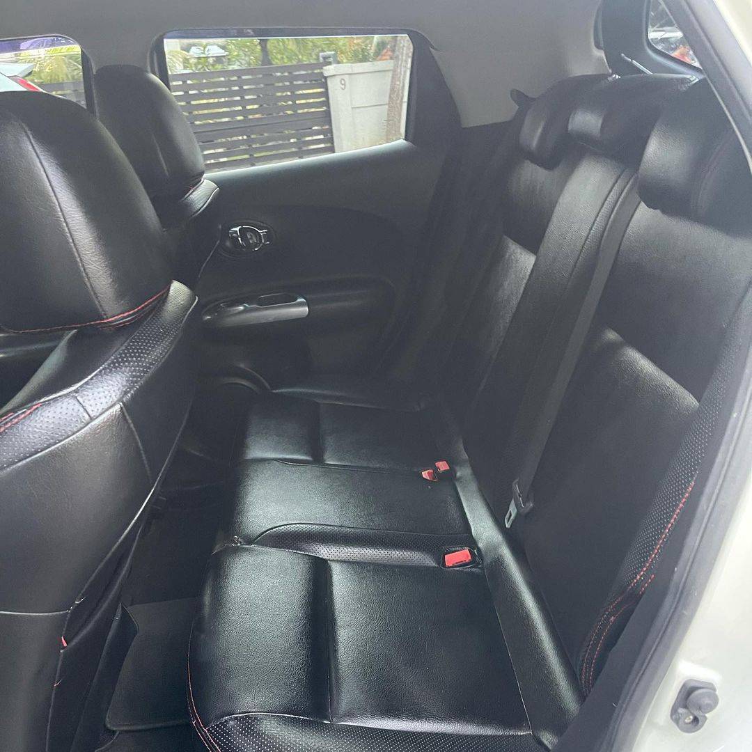 2014 Nissan Juke  RX AT 2014 Nissan Juke  RX AT