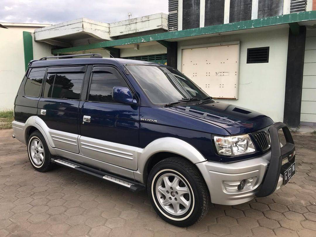 2002 Mitsubishi Kuda  diamond 2002 Mitsubishi Kuda  diamond