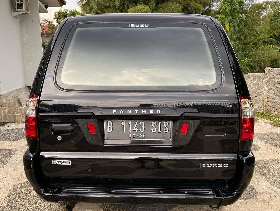 2012 Isuzu Panther LM Smart Turbo 2012 Isuzu Panther LM Smart Turbo