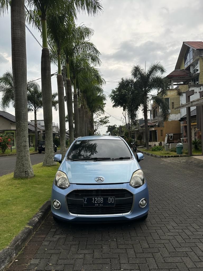 2014 Daihatsu Ayla 1.0L X AT Bekas 2014 Daihatsu Ayla 1.0L X AT Bekas