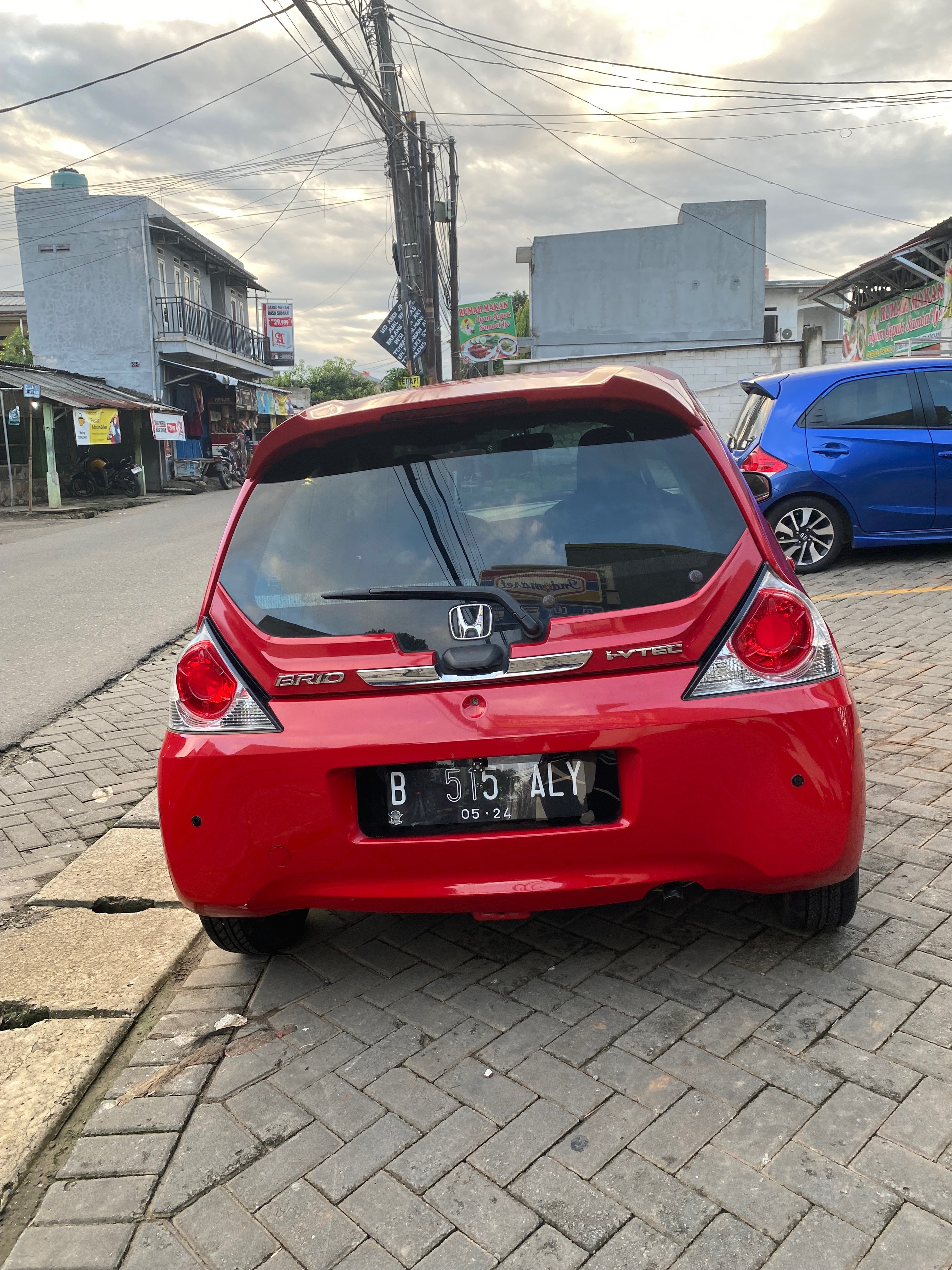 2015 Honda Brio i-VTEC E 1.2L AT 2015 Honda Brio i-VTEC E 1.2L AT