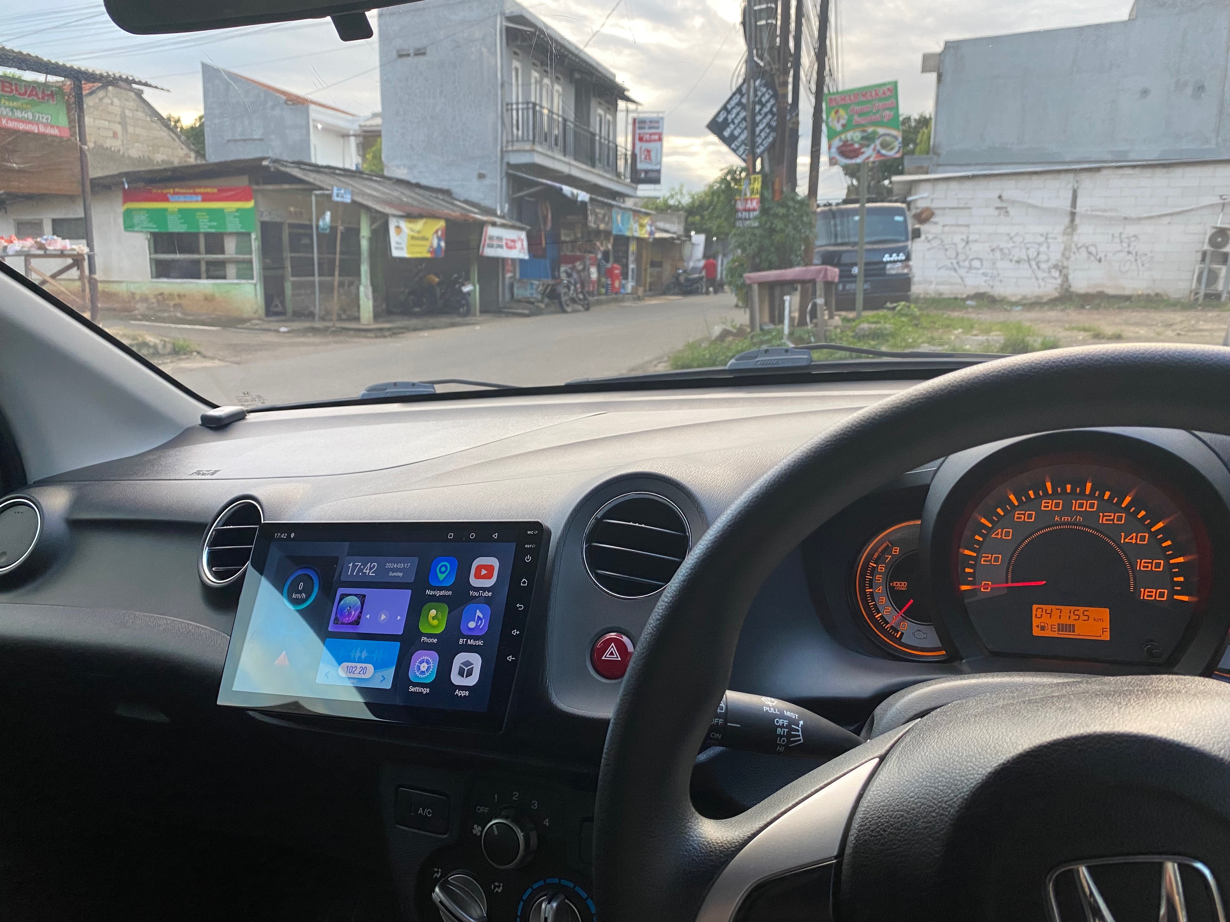 2015 Honda Brio i-VTEC E 1.2L AT 2015 Honda Brio i-VTEC E 1.2L AT