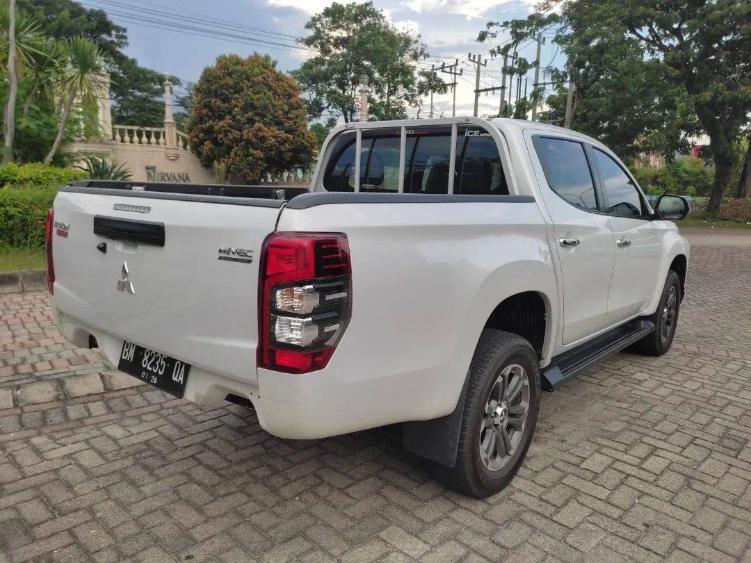 2020 Mitsubishi Triton  GLS MT Double Cab 4WD 2020 Mitsubishi Triton  GLS MT Double Cab 4WD