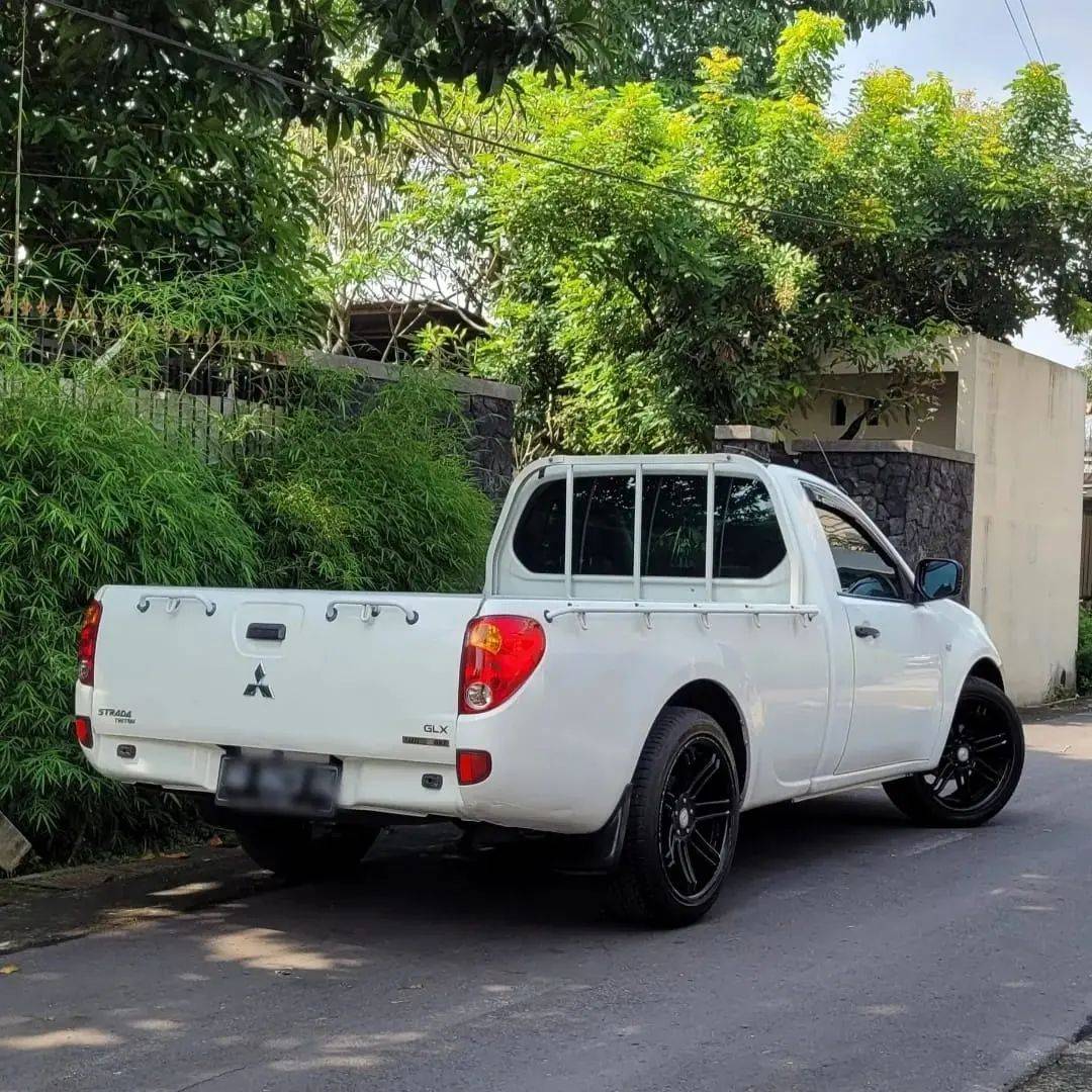 2014 Mitsubishi Strada Triton 2014 Mitsubishi Strada Triton