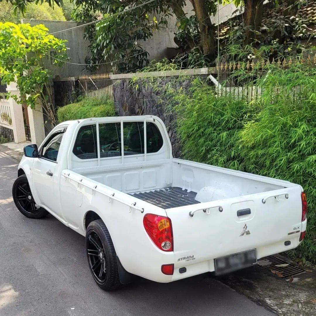 2014 Mitsubishi Strada Triton 2014 Mitsubishi Strada Triton