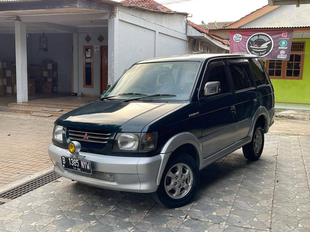 2000 Mitsubishi Kuda 2000 Mitsubishi Kuda