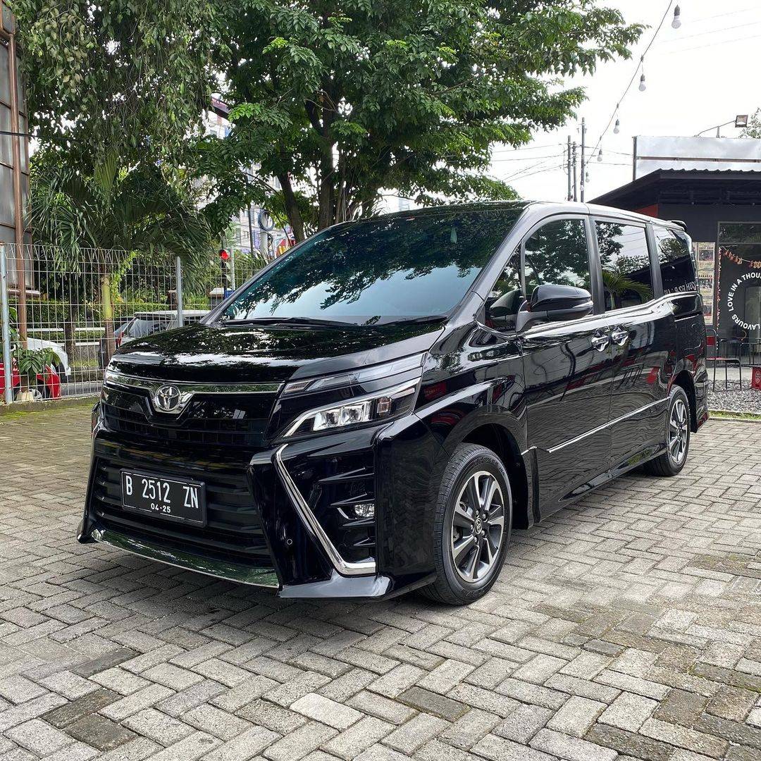 2020 Toyota Voxy 2020 Toyota Voxy