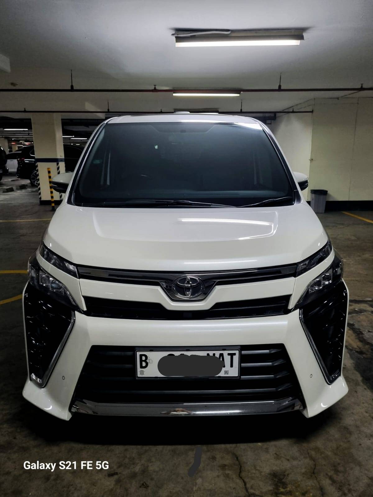 2017 Toyota Voxy Bekas 2017 Toyota Voxy Bekas