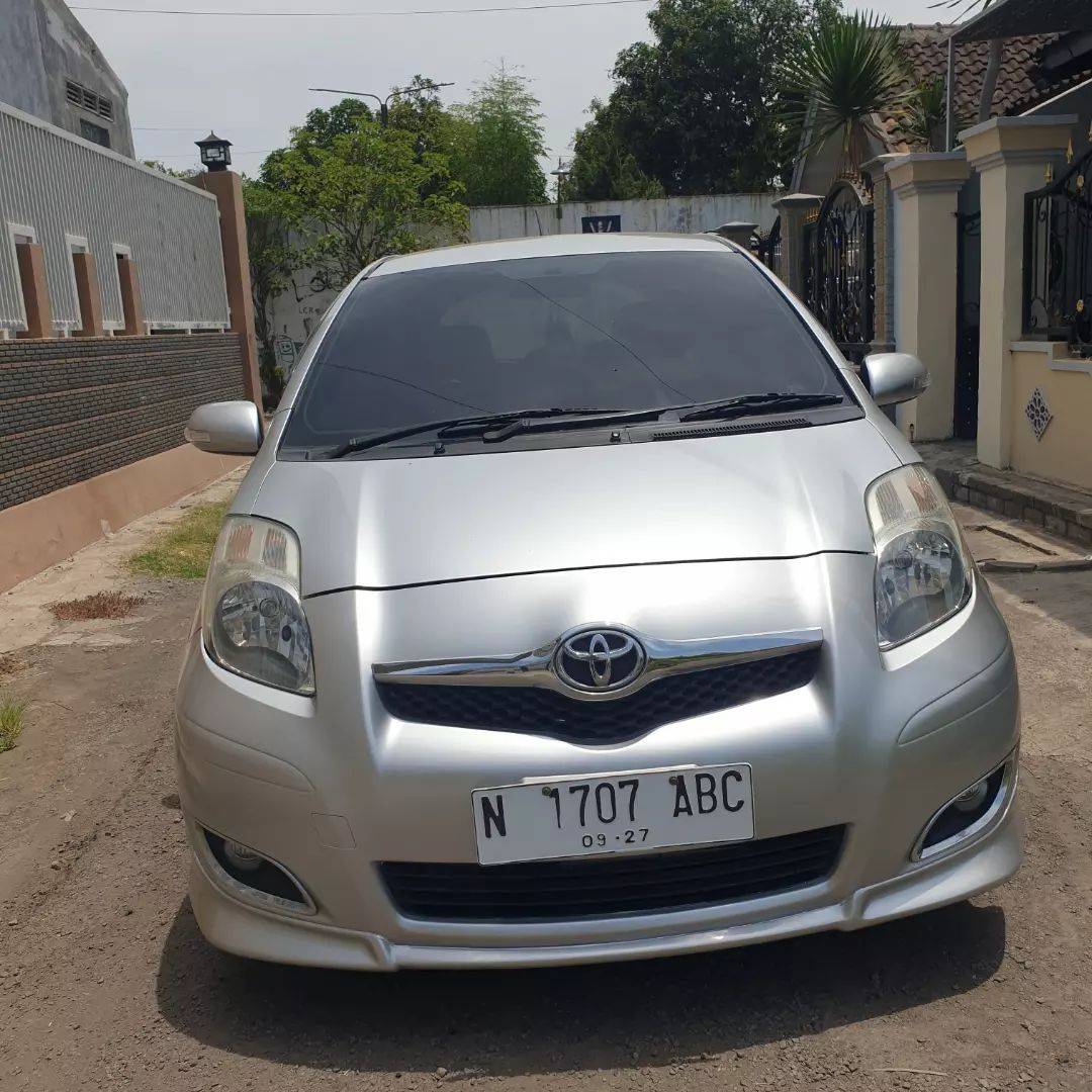 2011 Toyota Yaris  S MT Bekas 2011 Toyota Yaris  S MT Bekas