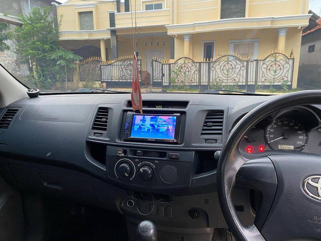 2013 Toyota Hilux 2.5L Single Cab 2013 Toyota Hilux 2.5L Single Cab