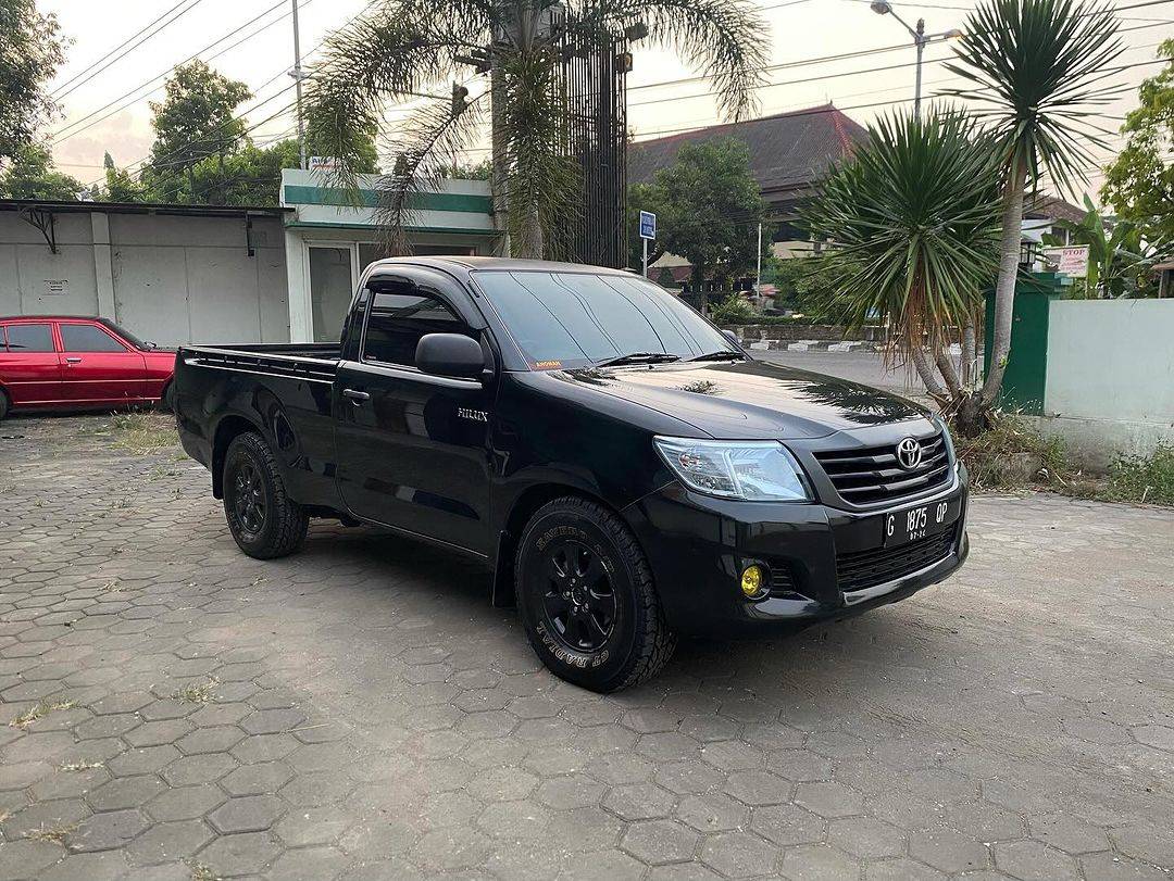 2014 Toyota Hilux 2.5L Single Cab 2014 Toyota Hilux 2.5L Single Cab