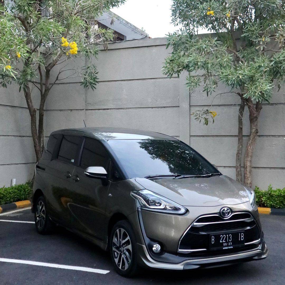 2018 Toyota Sienta Q CVT Bekas 2018 Toyota Sienta Q CVT Bekas
