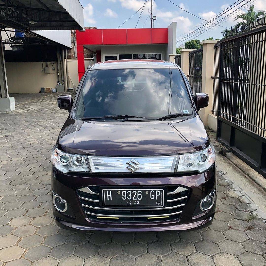 Second Hand 2016 Suzuki Karimun Wagon R GS Second Hand 2016 Suzuki Karimun Wagon R GS
