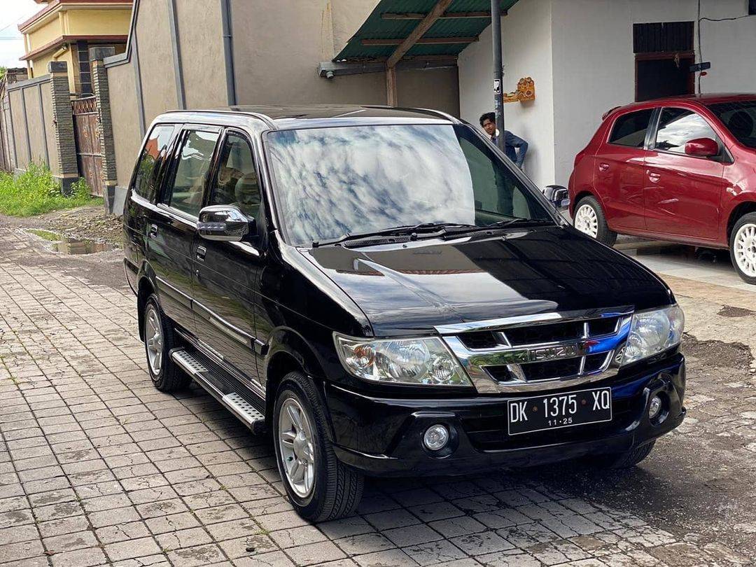Second Hand 2008 Isuzu Panther HIGRADE LS TURBO M/T Second Hand 2008 Isuzu Panther HIGRADE LS TURBO M/T