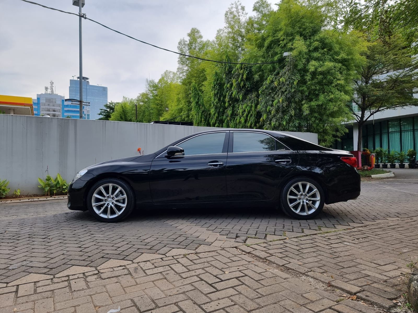 2012 Toyota Mark X Sedan 2.5L X AT 2012 Toyota Mark X Sedan 2.5L X AT