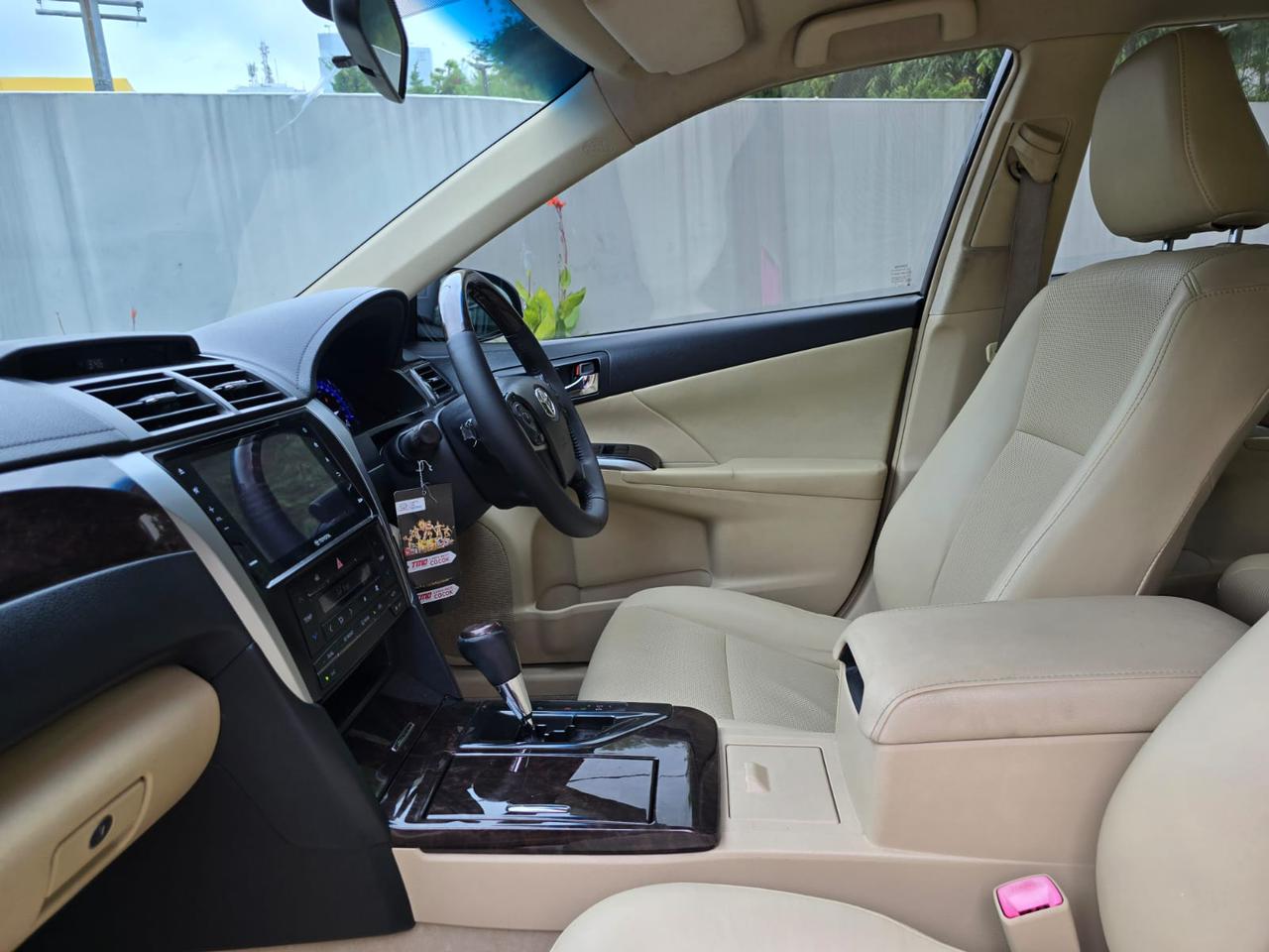 2015 Toyota Camry  2.4 V AT 2015 Toyota Camry  2.4 V AT