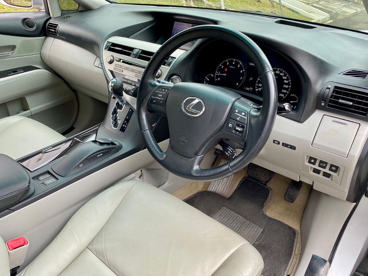 2012 Lexus RX 270 2.7 AT 2012 Lexus RX 270 2.7 AT