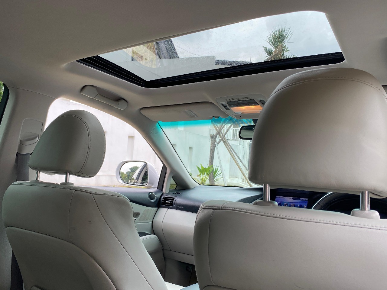 2012 Lexus RX 270 2.7 AT 2012 Lexus RX 270 2.7 AT