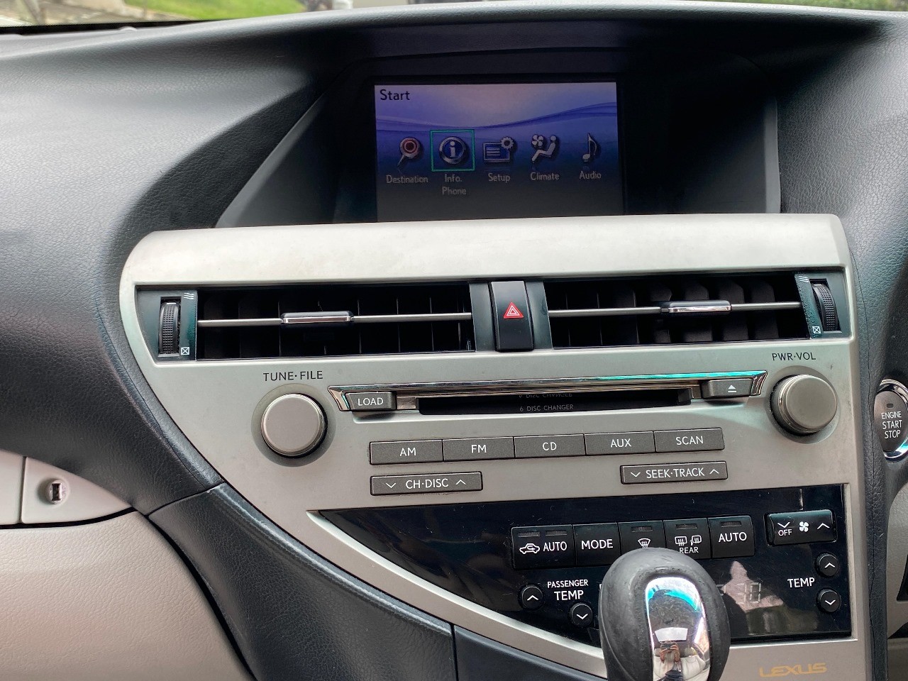 2012 Lexus RX 270 2.7 AT 2012 Lexus RX 270 2.7 AT