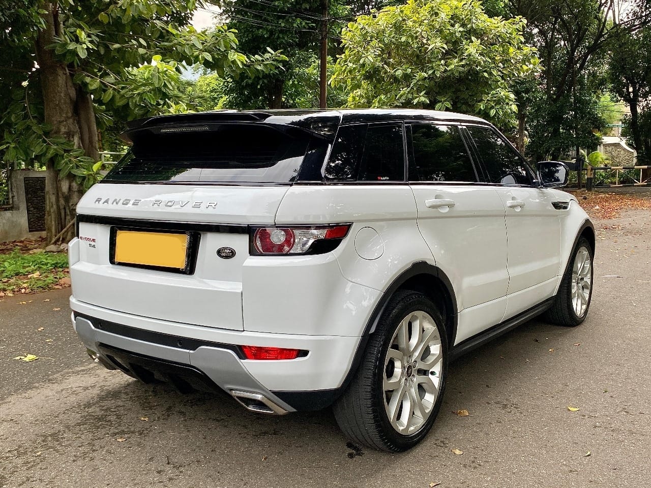 2014 Land Rover Range Rover Evoque EVOQUE 2.0 L Si 4 DYNAMIC 2014 Land Rover Range Rover Evoque EVOQUE 2.0 L Si 4 DYNAMIC