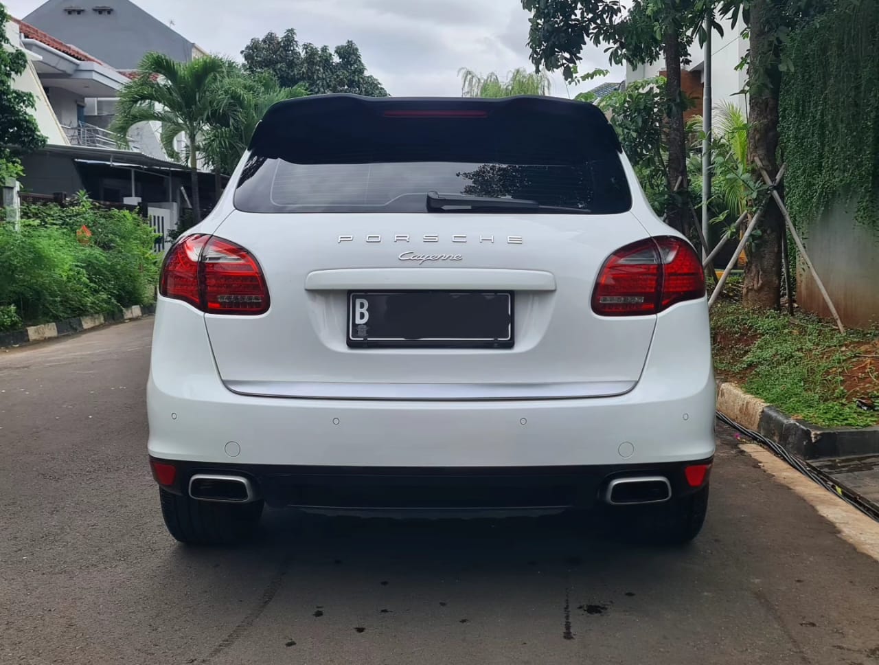 2013 Porsche Cayenne Standard 2013 Porsche Cayenne Standard