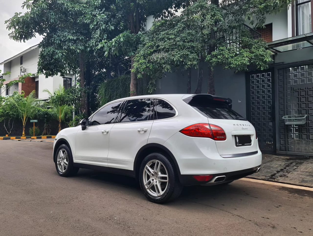 2013 Porsche Cayenne Standard 2013 Porsche Cayenne Standard