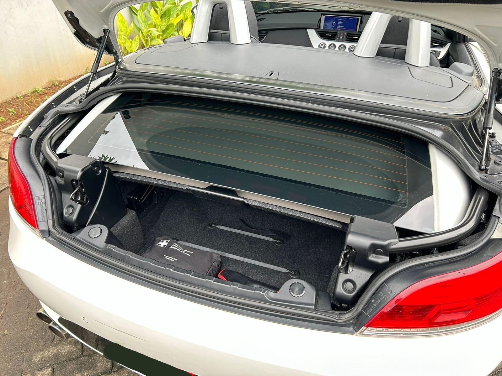 2013 BMW Z4 sDrive30i M Sport 2013 BMW Z4 sDrive30i M Sport