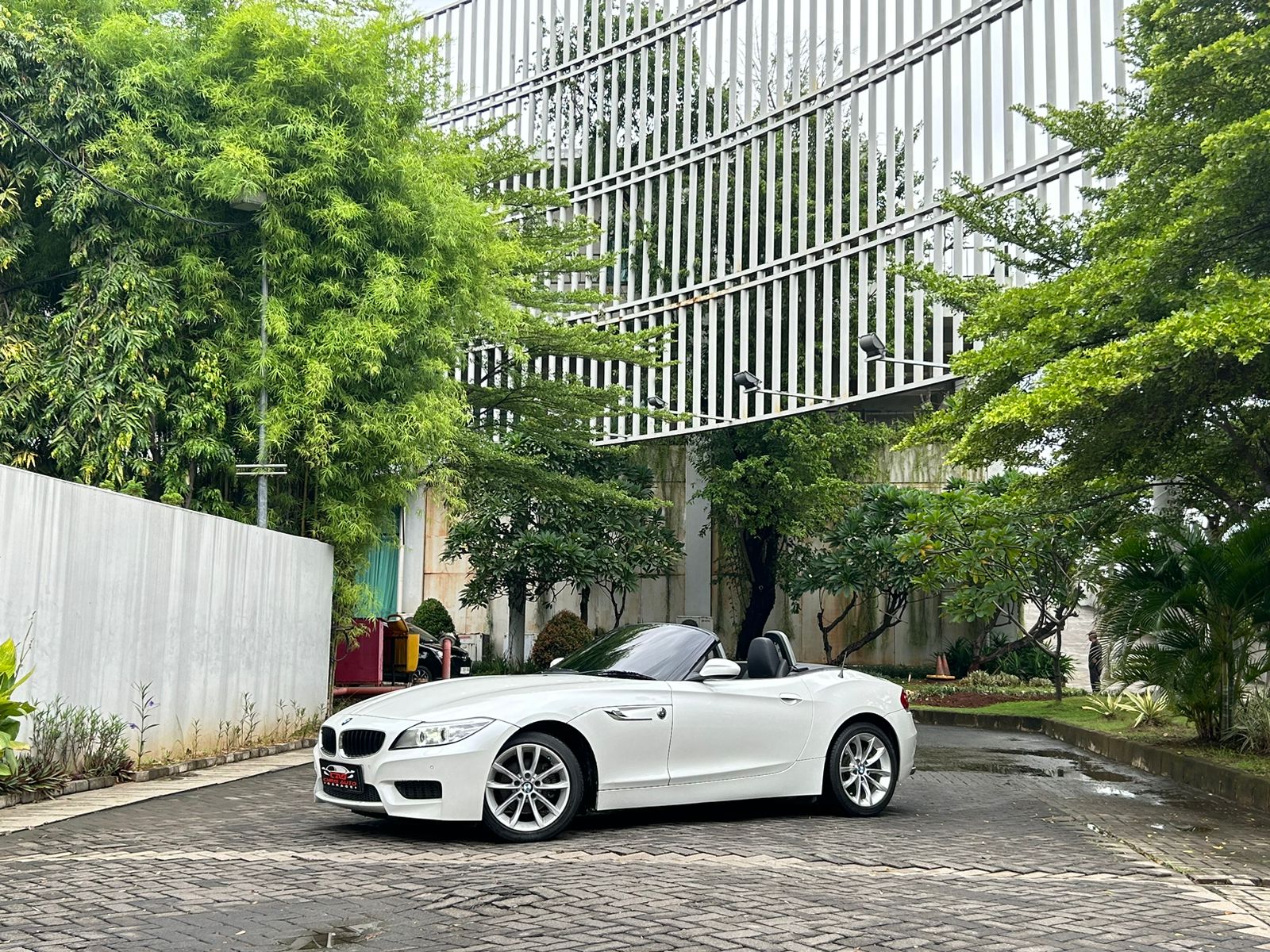 2013 BMW Z4 sDrive30i M Sport 2013 BMW Z4 sDrive30i M Sport