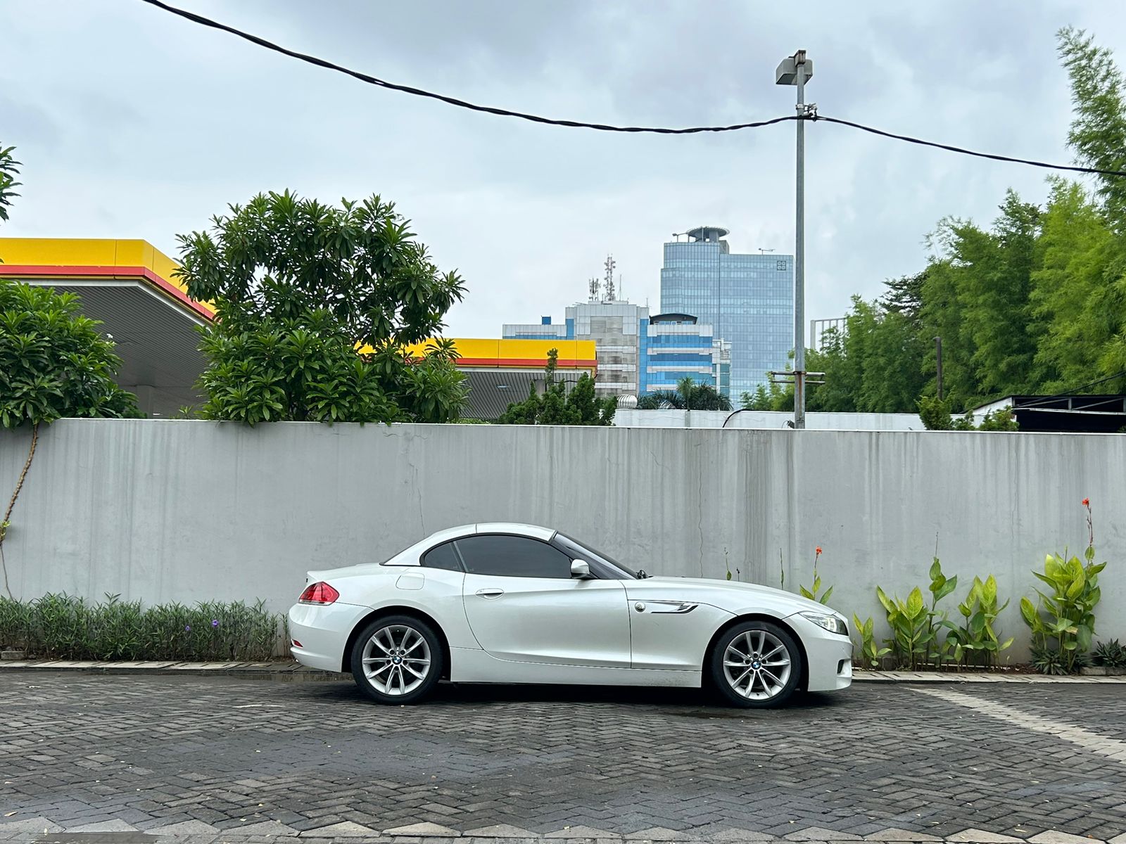 2013 BMW Z4 sDrive30i M Sport 2013 BMW Z4 sDrive30i M Sport