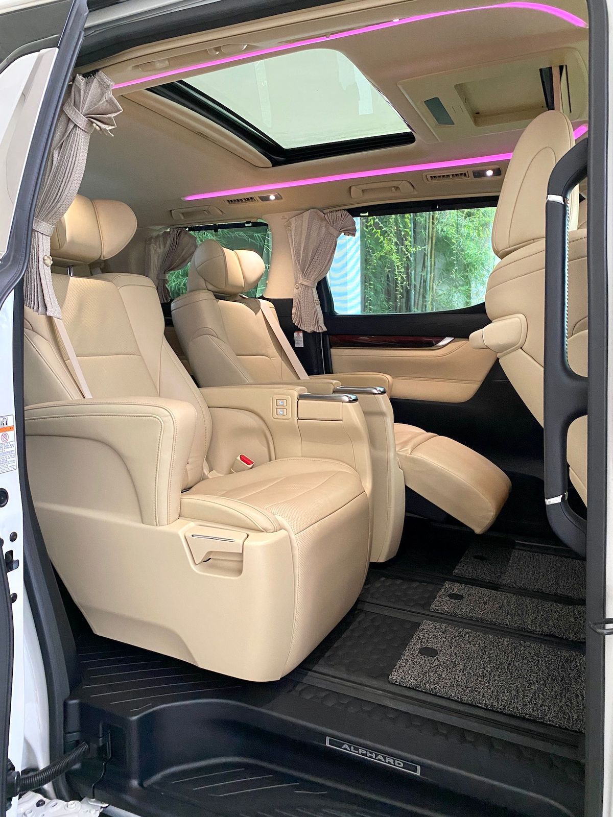 2016 Toyota Alphard 2016 Toyota Alphard