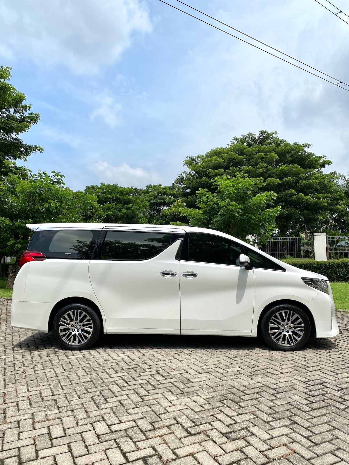 2016 Toyota Alphard 2016 Toyota Alphard