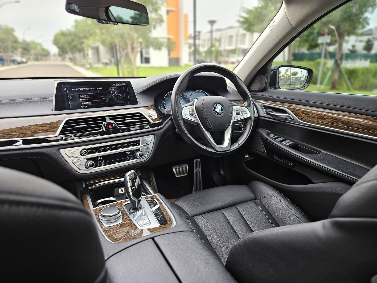 2018 BMW 7 Series Sedan 2018 BMW 7 Series Sedan