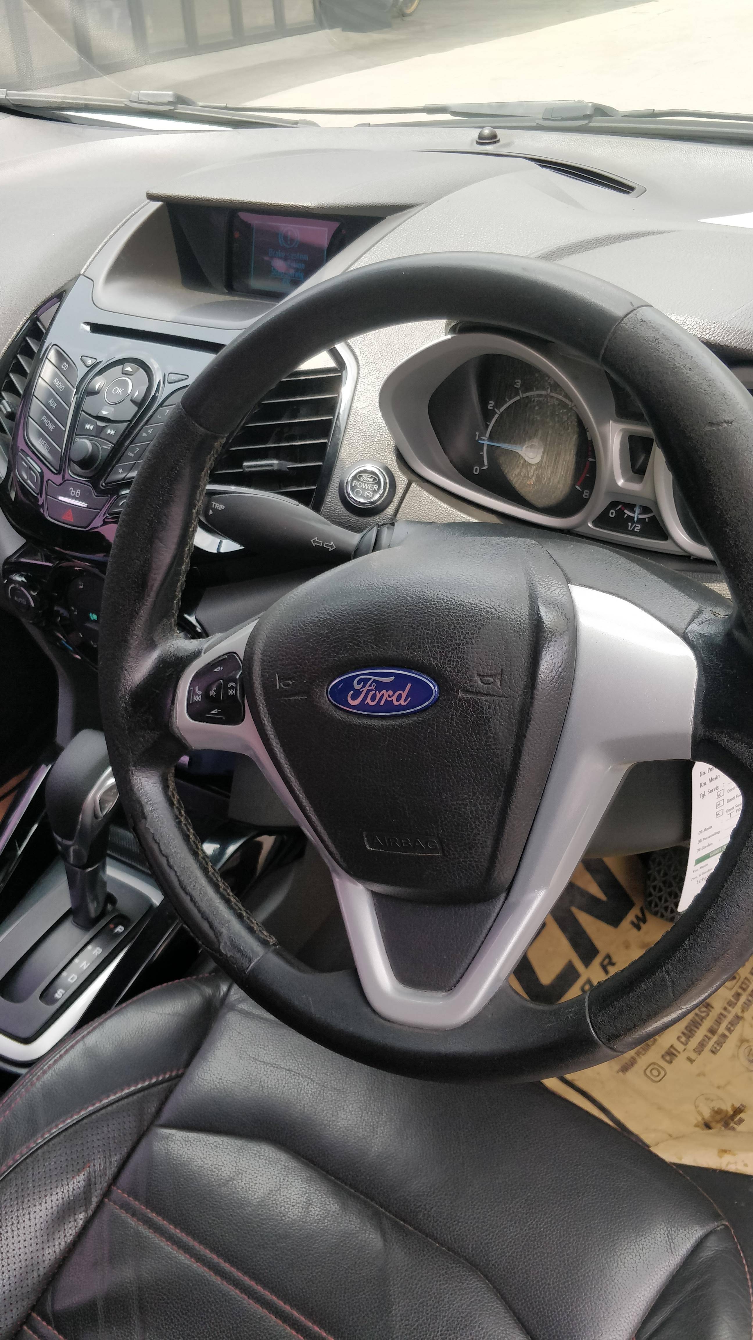 2015 Ford Ecosport Titanium1.5L AT 2015 Ford Ecosport Titanium1.5L AT