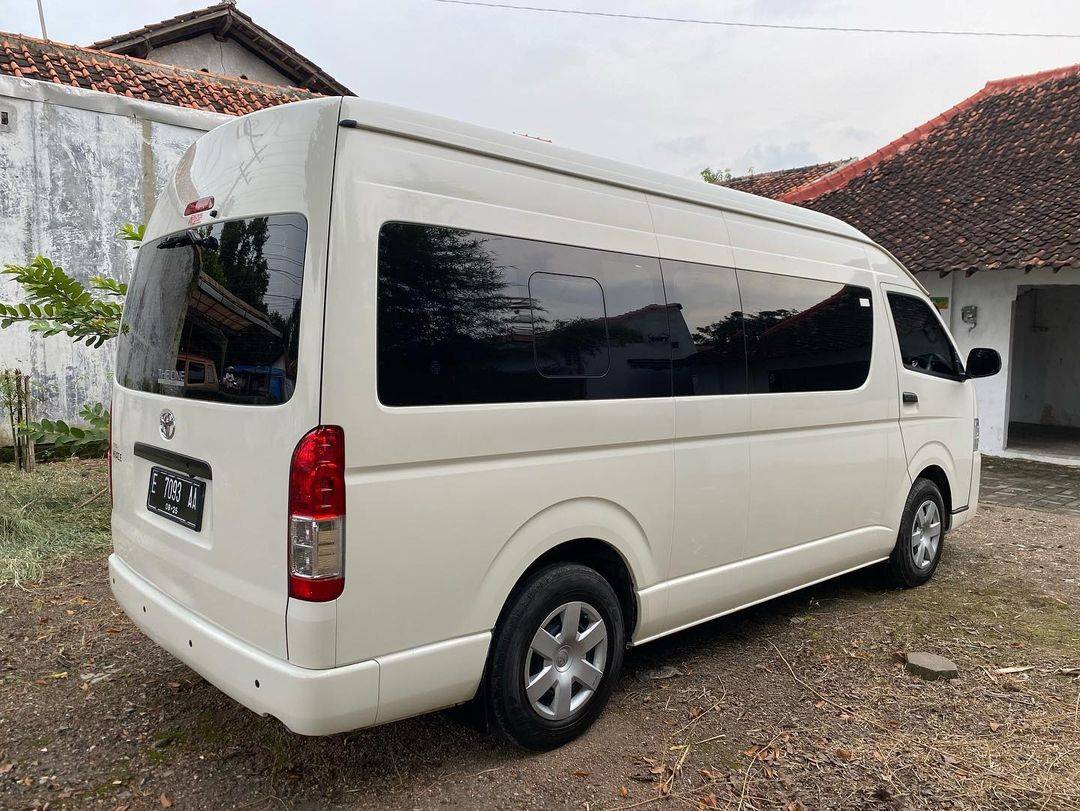 2016 Toyota Hiace Commuter Manual 2016 Toyota Hiace Commuter Manual