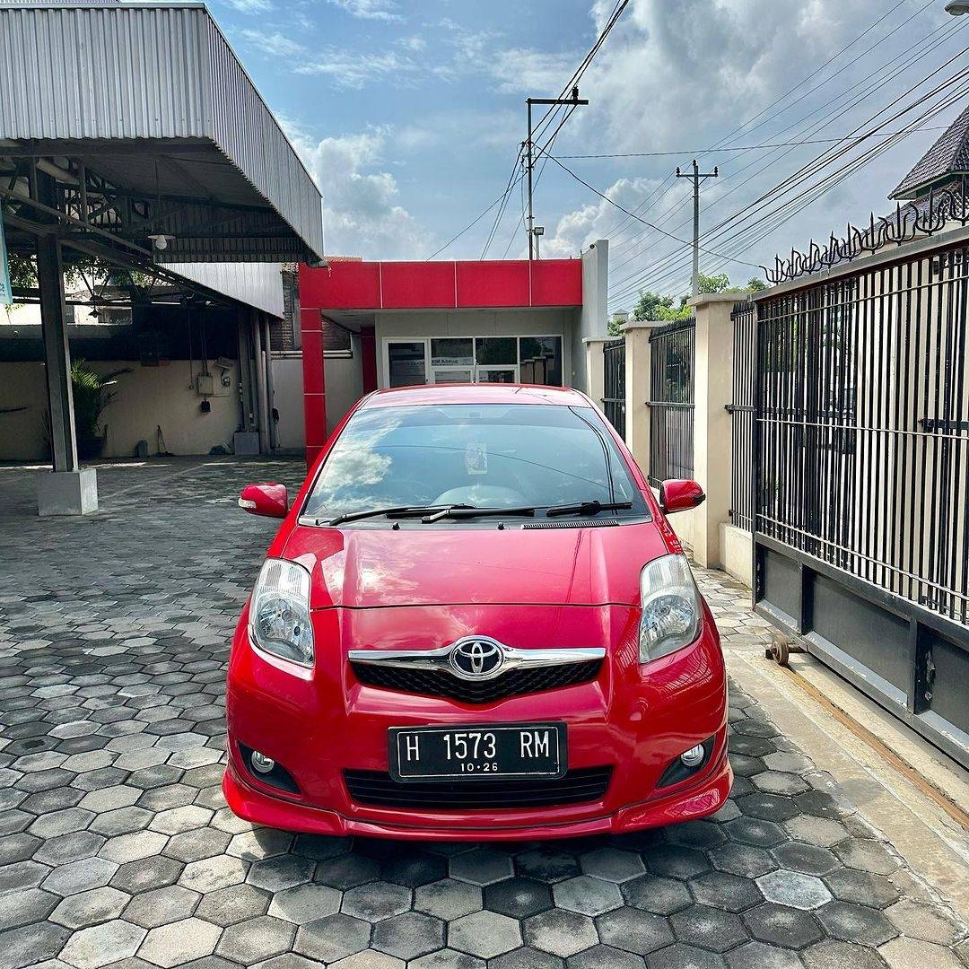 2011 Toyota Yaris  S Limited AT Bekas 2011 Toyota Yaris  S Limited AT Bekas