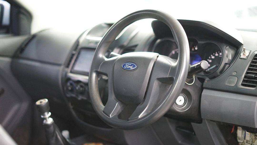 2011 Ford Ranger SINGLE CABIN 4x4 2.2 L M/T 2011 Ford Ranger SINGLE CABIN 4x4 2.2 L M/T