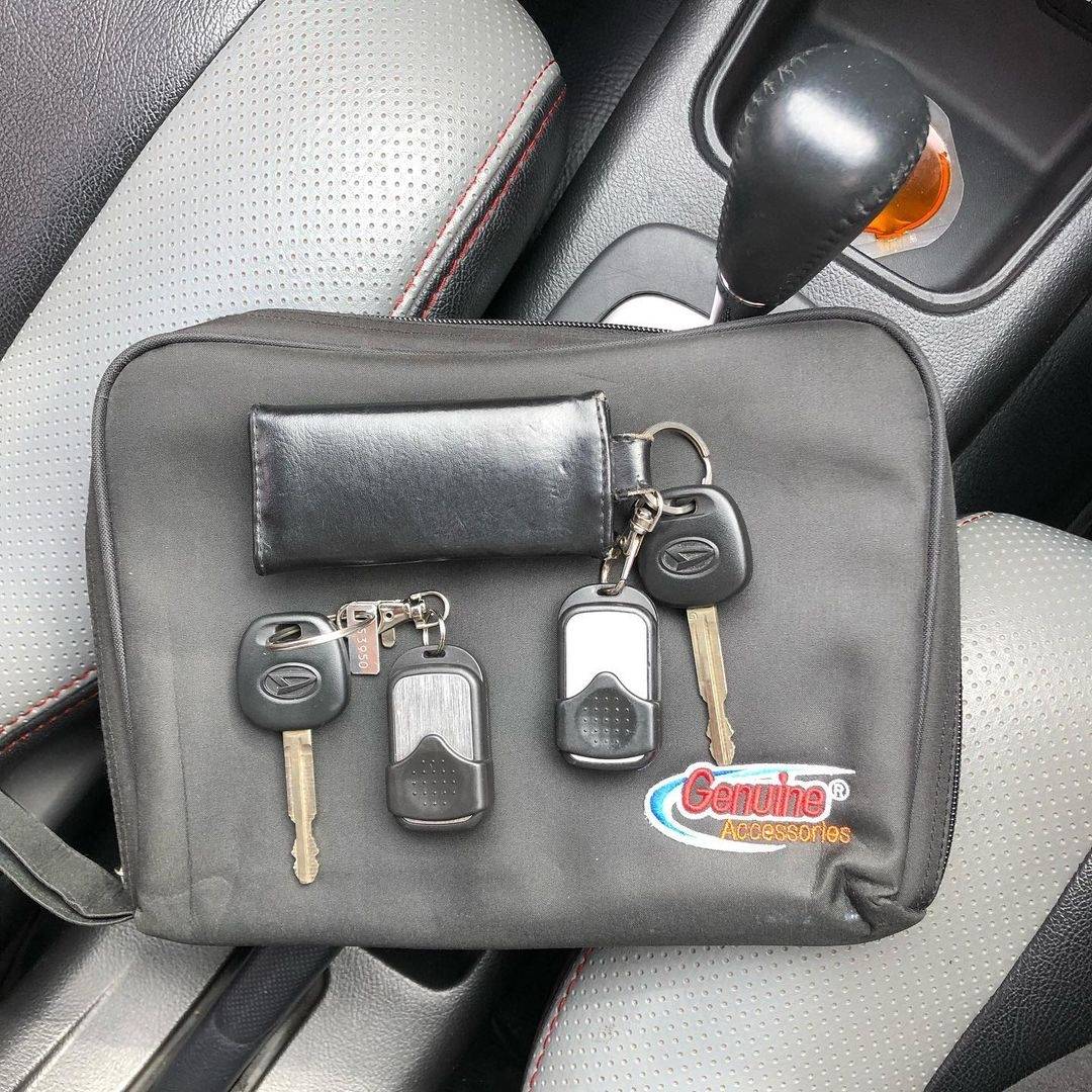 2017 Daihatsu Terios R AT Custom 2017 Daihatsu Terios R AT Custom