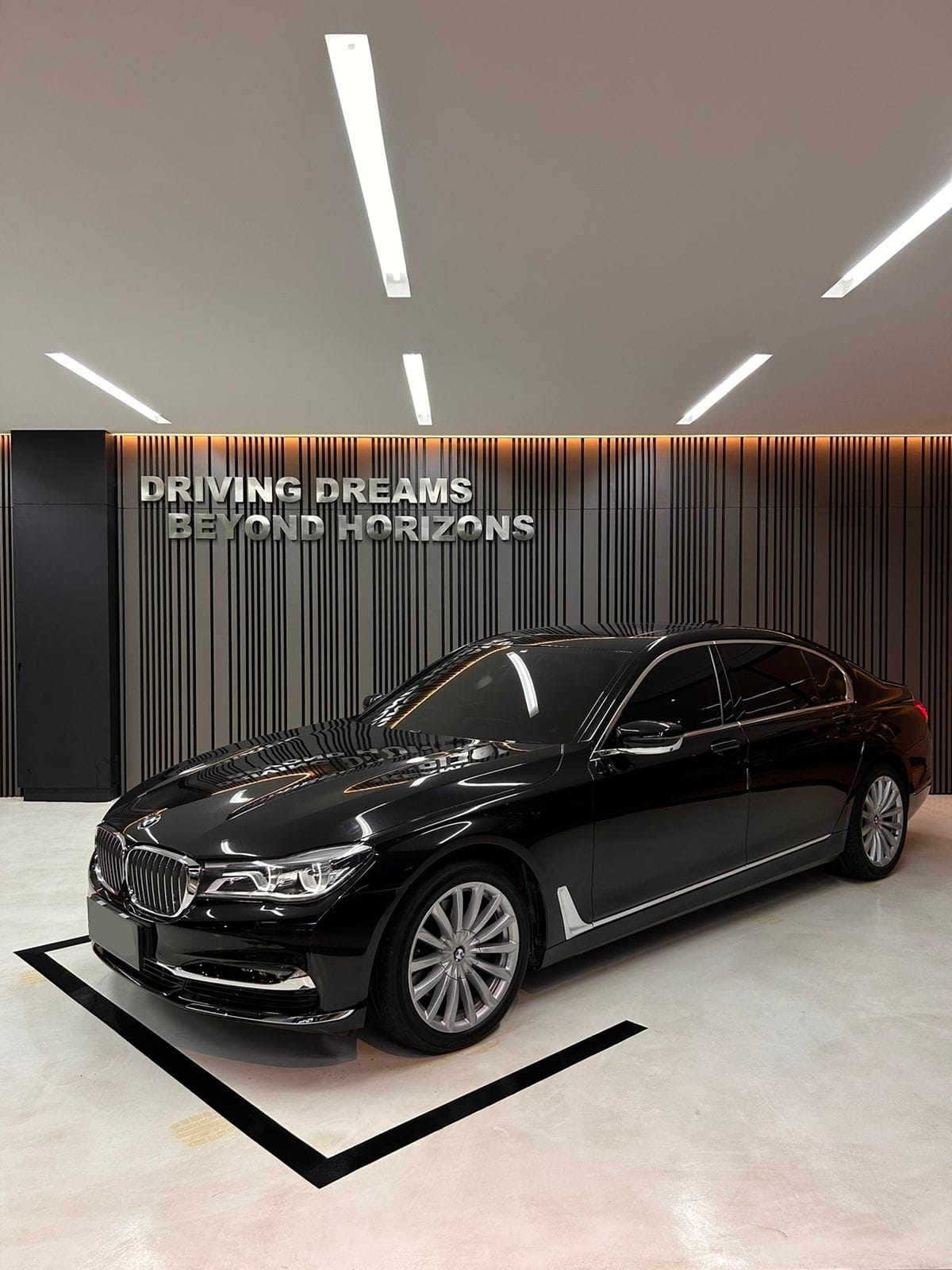 2019 BMW 7 Series Sedan 740Li Pure Excellence 2019 BMW 7 Series Sedan 740Li Pure Excellence