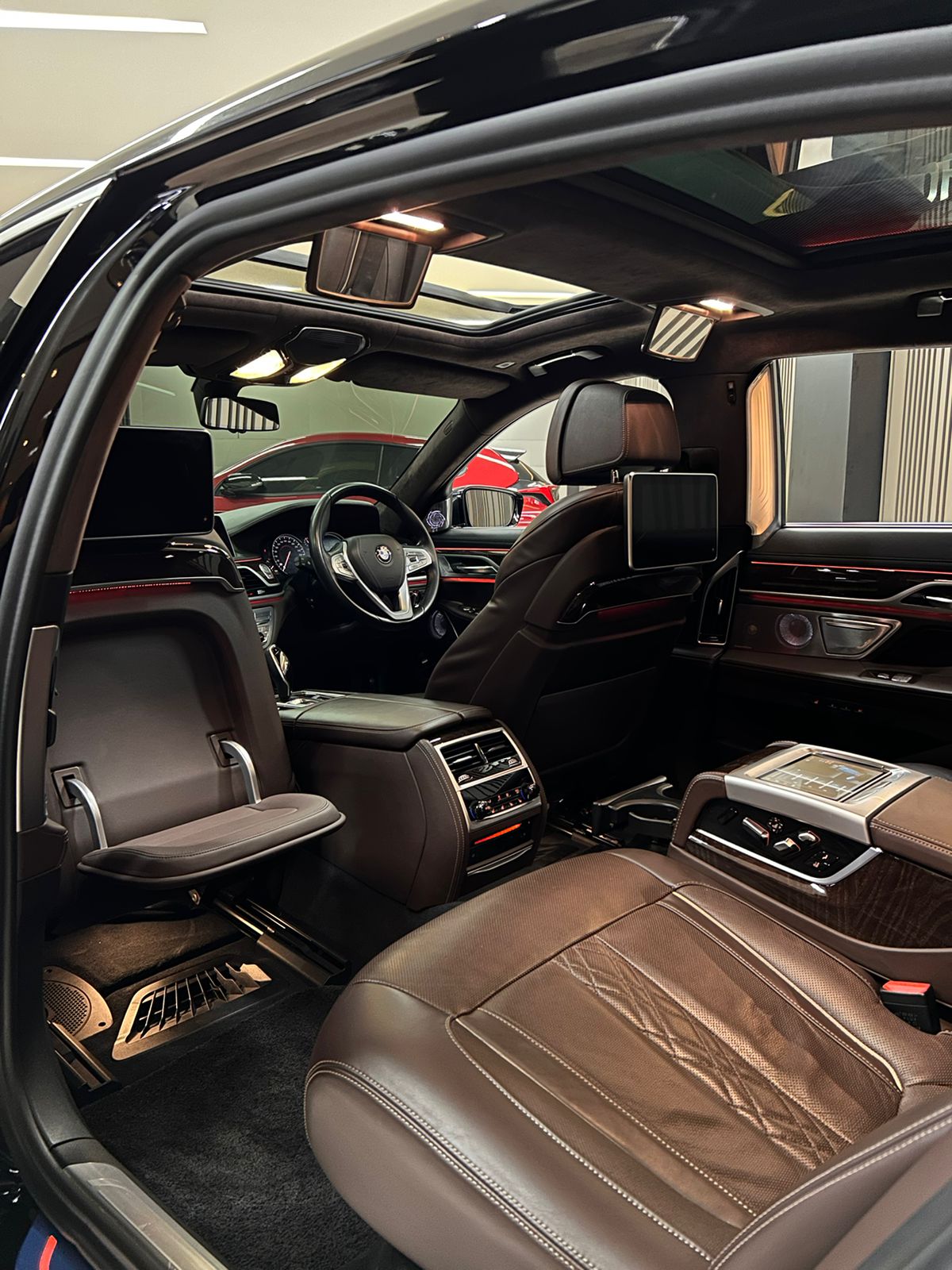 2019 BMW 7 Series Sedan 740Li Pure Excellence 2019 BMW 7 Series Sedan 740Li Pure Excellence