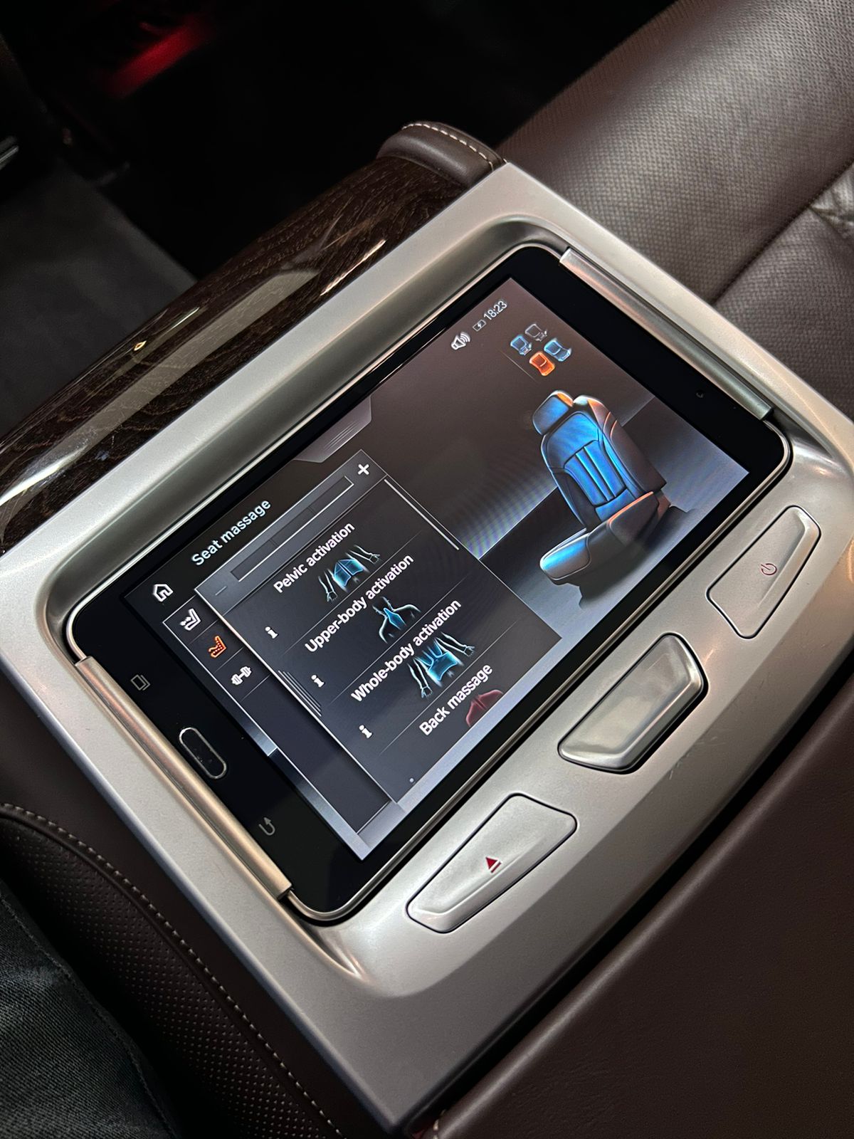 2019 BMW 7 Series Sedan 740Li Pure Excellence 2019 BMW 7 Series Sedan 740Li Pure Excellence