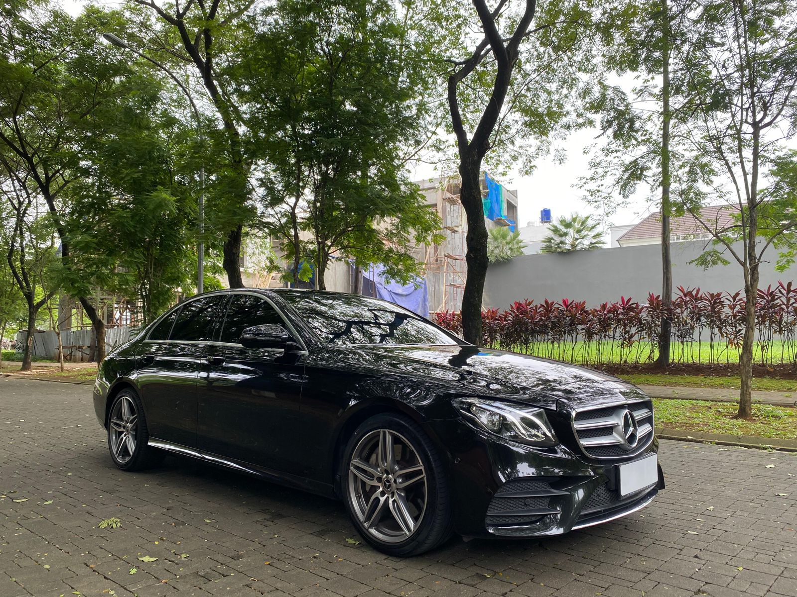 Second Hand 2018 Mercedes Benz E-Class  E 300 AMG Line Second Hand 2018 Mercedes Benz E-Class  E 300 AMG Line